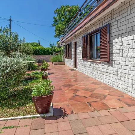 Lovely In With Kitchen